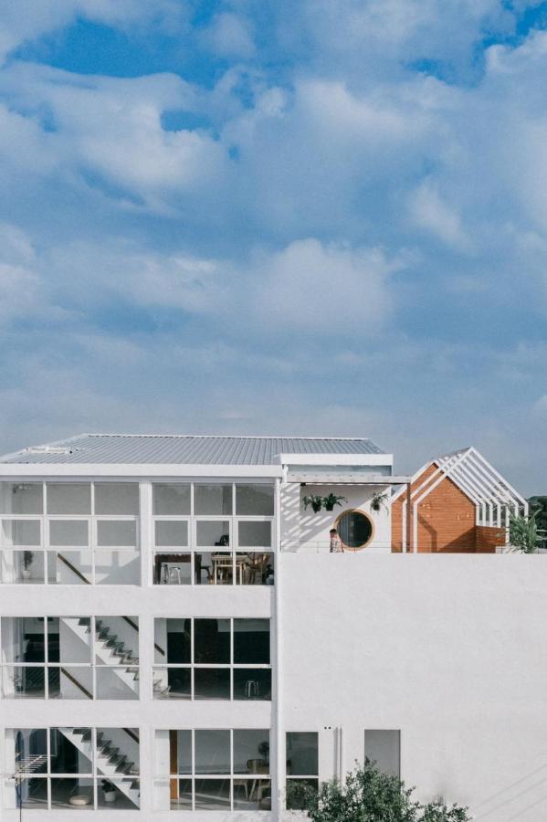 Grow Home -Stay And Space, Self Check-In Chiang Rai Exteriör bild