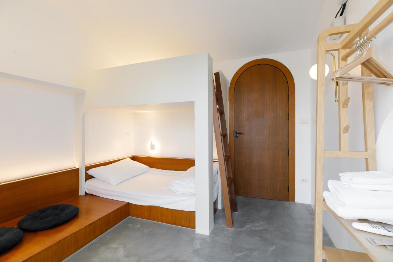 Grow Home -Stay And Space, Self Check-In Chiang Rai Exteriör bild