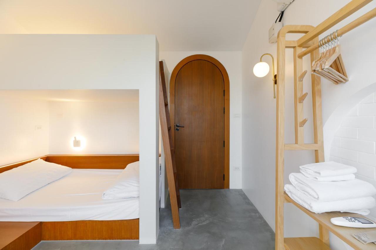 Grow Home -Stay And Space, Self Check-In Chiang Rai Exteriör bild