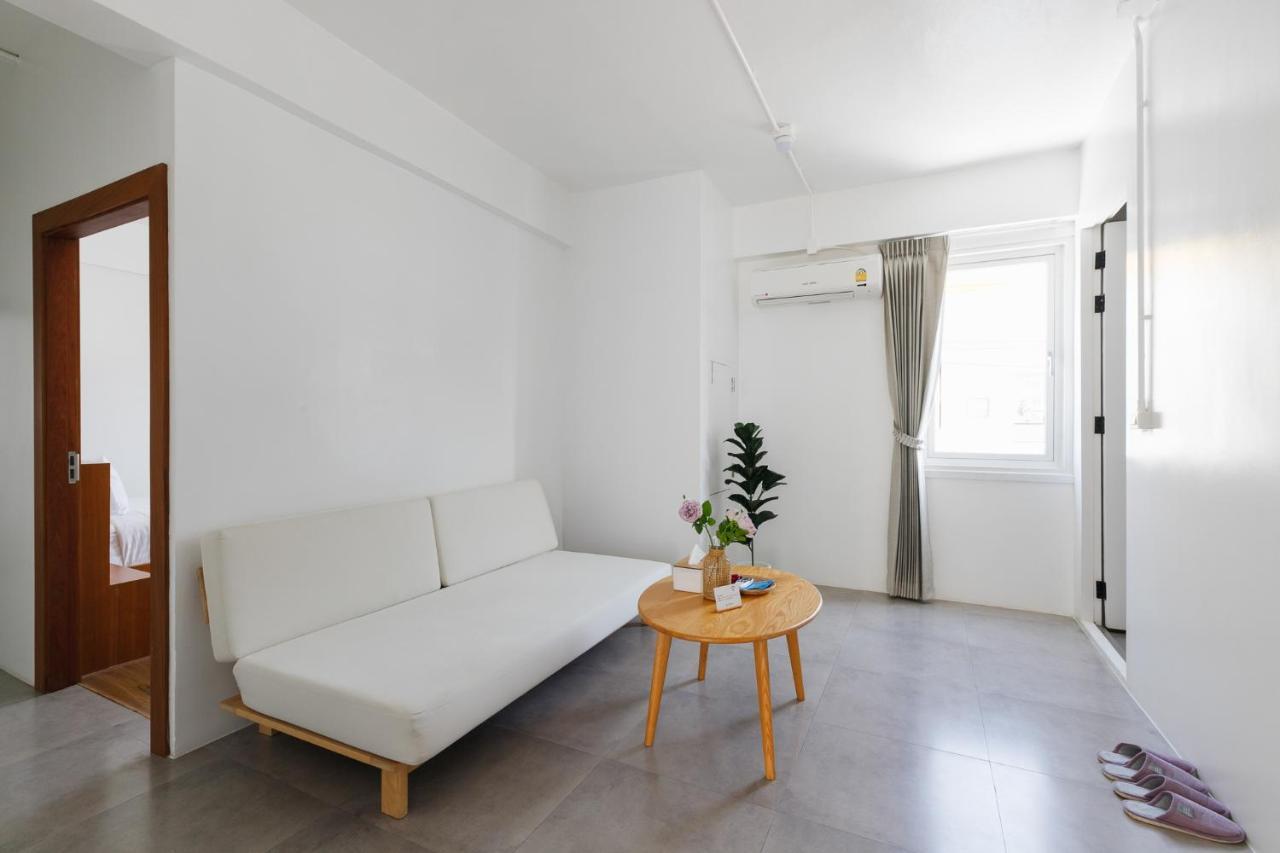Grow Home -Stay And Space, Self Check-In Chiang Rai Exteriör bild
